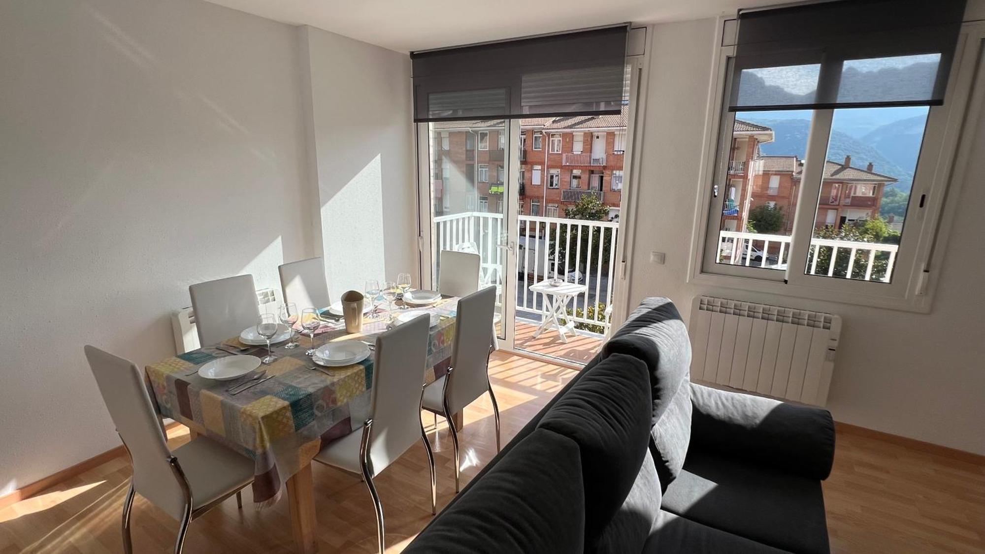 Apartament Acollidor Al Bergueda 6P Sant Jordi de Cercs Luaran gambar